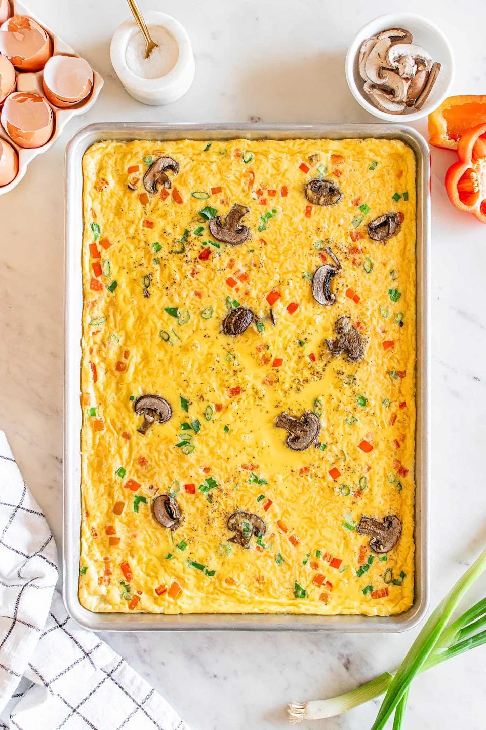 Sheet Pan Eggs - Photo Credit: xoxoBella.
