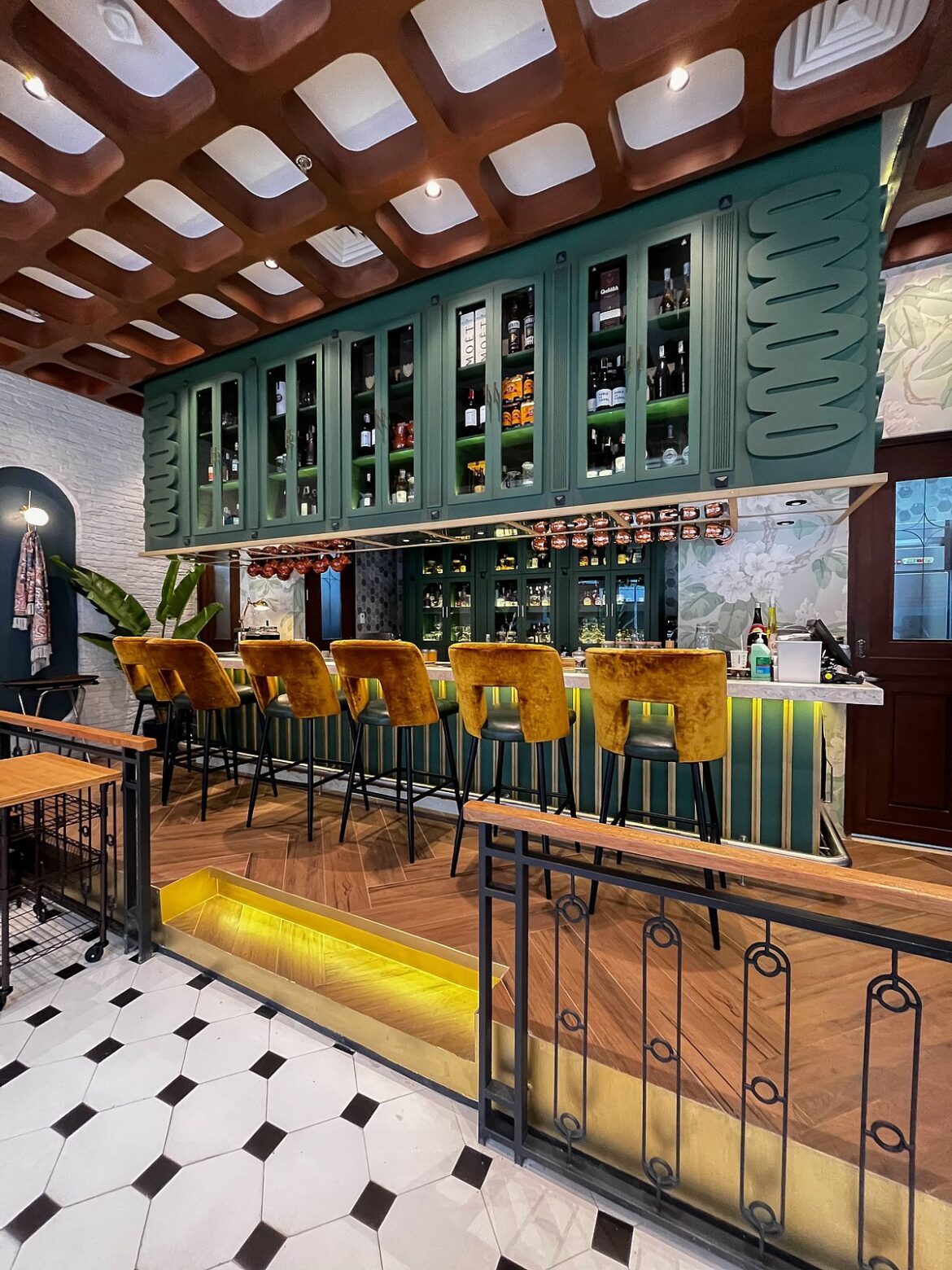 Hot vs cold oats: Rumba chef explains the difference