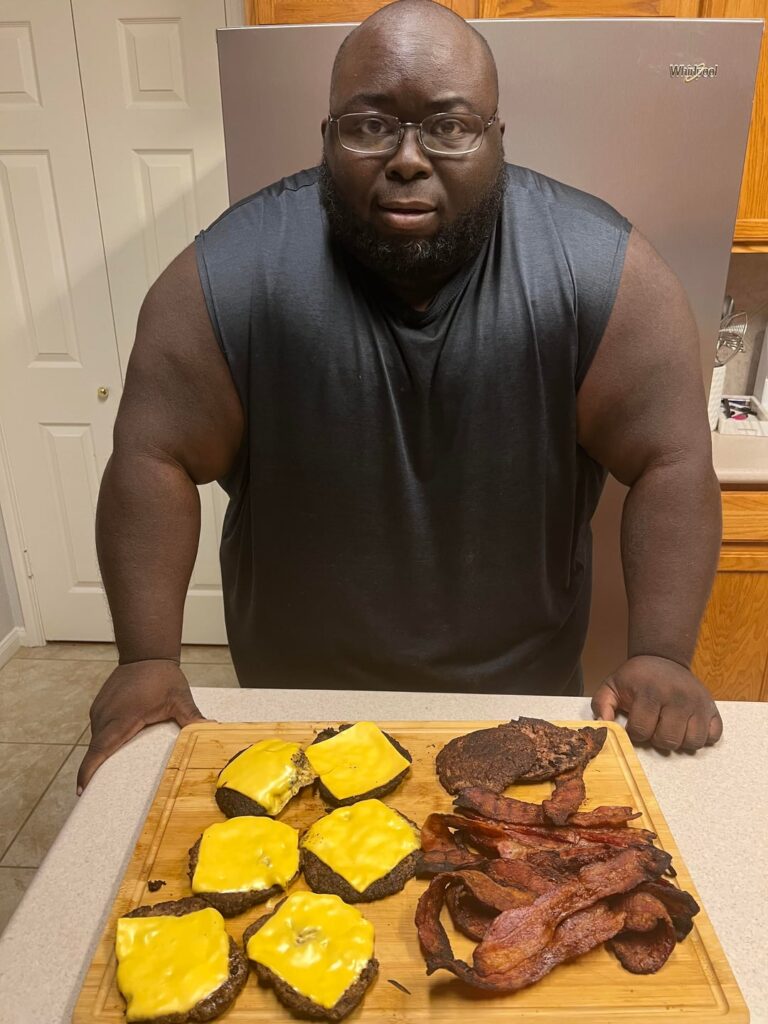 The Pit Specialist: 1st Attempt at Smash Burgers on the Weber Kettle.