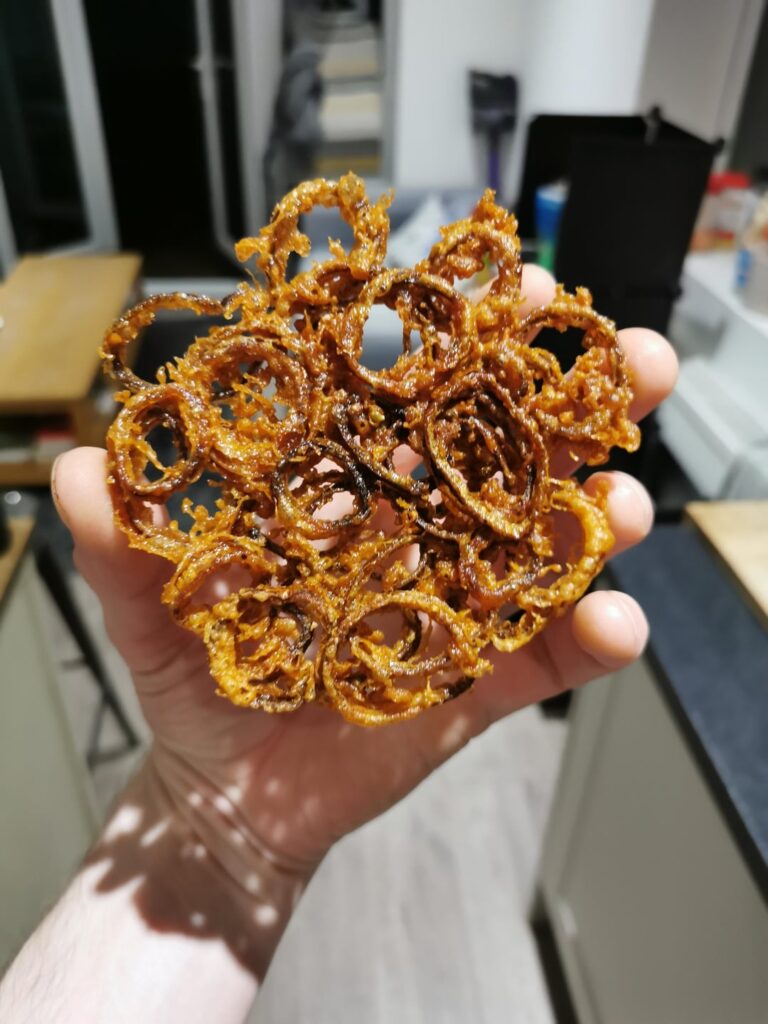I just accidentally created something that probably already exists, but anywho... here's King Onion Ring
