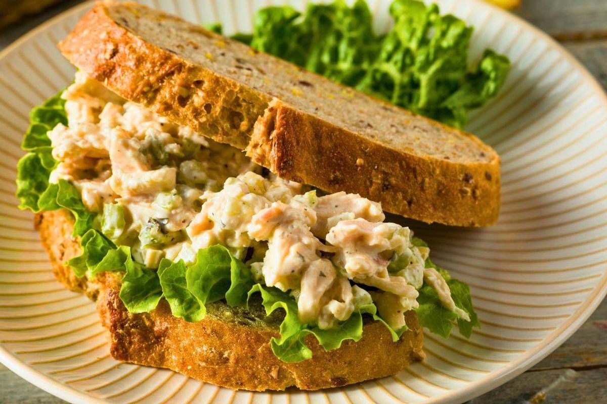 Picture of a tuna sandwich 