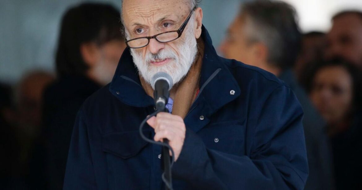 Slow Food founder and advocate of clean eating Carlo Petrini dies in Italy at 76 | National News Slow Food founder and advocate of clean eating Carlo Petrini dies in Italy at 76 | National News