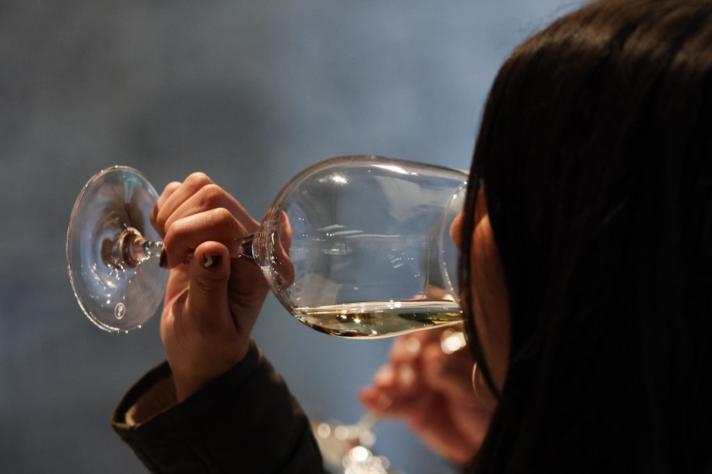 Wine’s real problem? Many consumers can’t predict what it’ll taste like, researchers say Wine's real problem? Many consumers can't predict what it'll taste like, researchers say