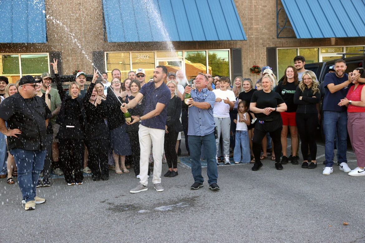 Roma Italian Restaurant Soft Opening Draws Packed Crowd in Clarksville with Flavorful Italian Favorites - Clarksville Online