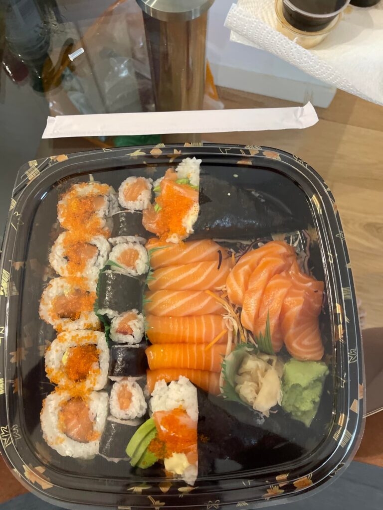 How many calories/protein in this sushi platter