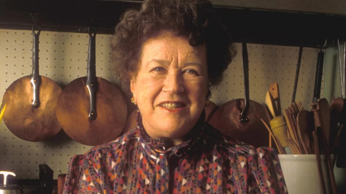 For The Best Bakery-Style Tarts Julia Child Reached For These Types Of Apples Mashed