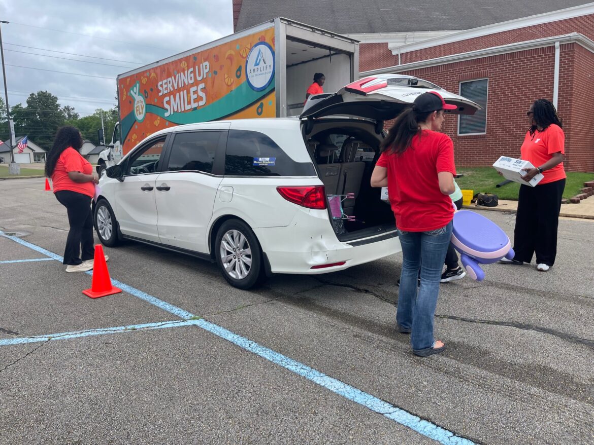 YMCA of Memphis and local churches serve up smiles with weekly food distribution YMCA of Memphis and local churches serve up smiles with weekly food distribution