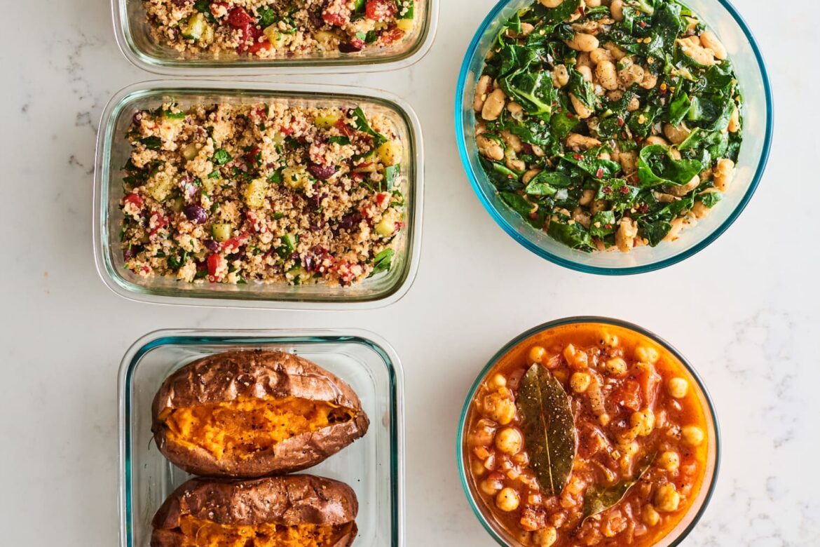 Vegetarian Mediterranean Diet Meal Prep for 1 Week of Meals in 2 Hours Vegetarian Mediterranean Diet Meal Prep for 1 Week of Meals in 2 Hours