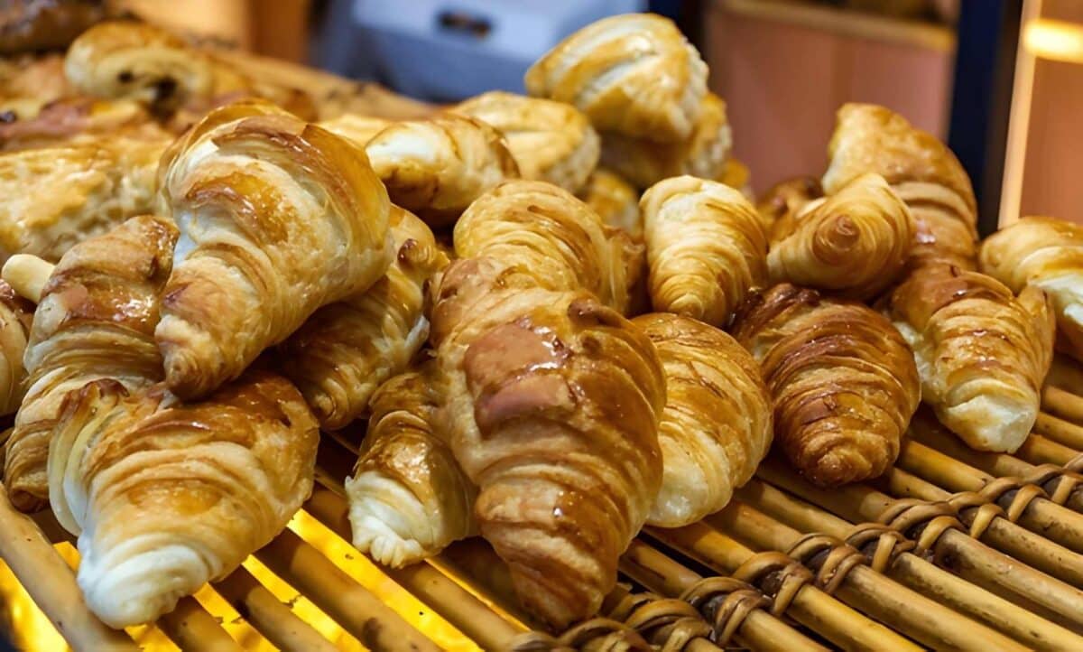 Margarine Costs Less And Handles More Easily During Baking