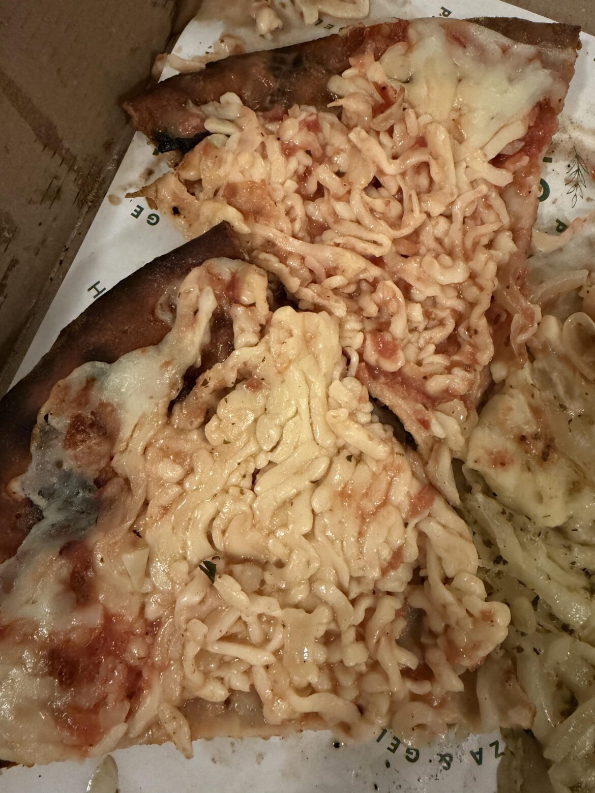 Wood fired cheese pizza