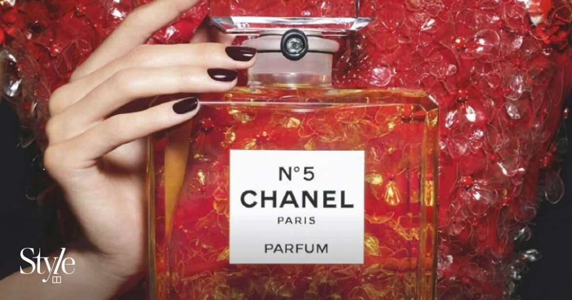 Without French jasmine, Chanel N°5 perfume wouldn’t exist – which is why the luxury brand is buying up fields to safeguard its bestselling scent Without French jasmine, Chanel N°5 perfume wouldn’t exist – which is why the luxury brand is buying up fields to safeguard its bestselling scent