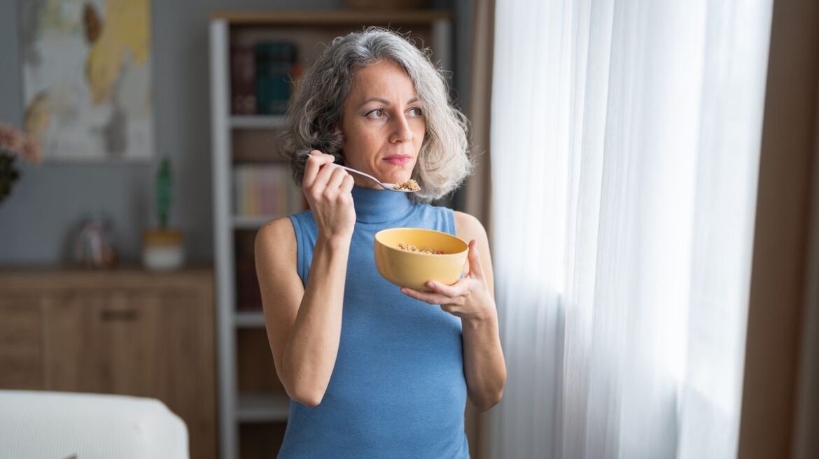 ‘I’m a doctor – if I had high cholesterol I’d eat these 4 foods’ Daily Record