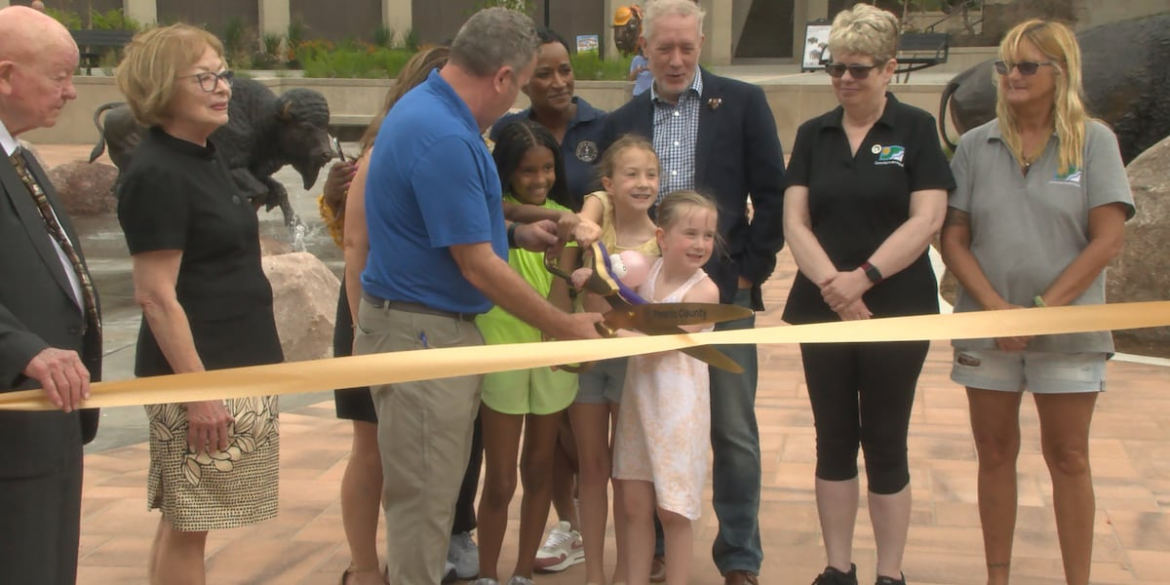 Peoria County cuts ribbon on renovated courthouse plaza with music, art, food Peoria County cuts ribbon on renovated courthouse plaza with music, art, food