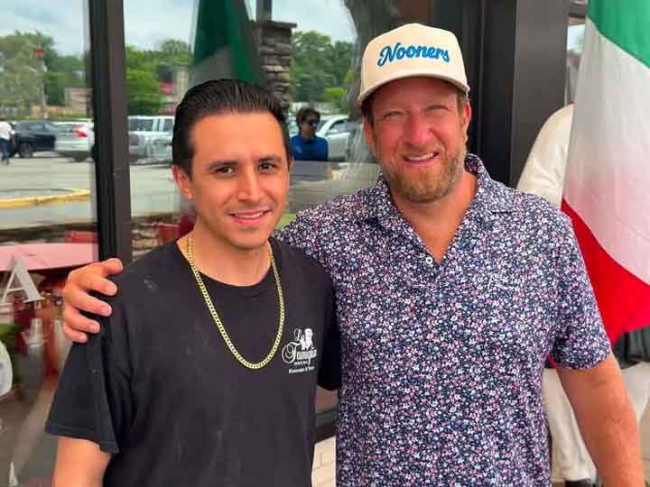 Dave Portnoy Makes Surprise Visit to Famiglia Pizzeria in Parsippany Dave Portnoy Makes Surprise Visit to Famiglia Pizzeria in Parsippany