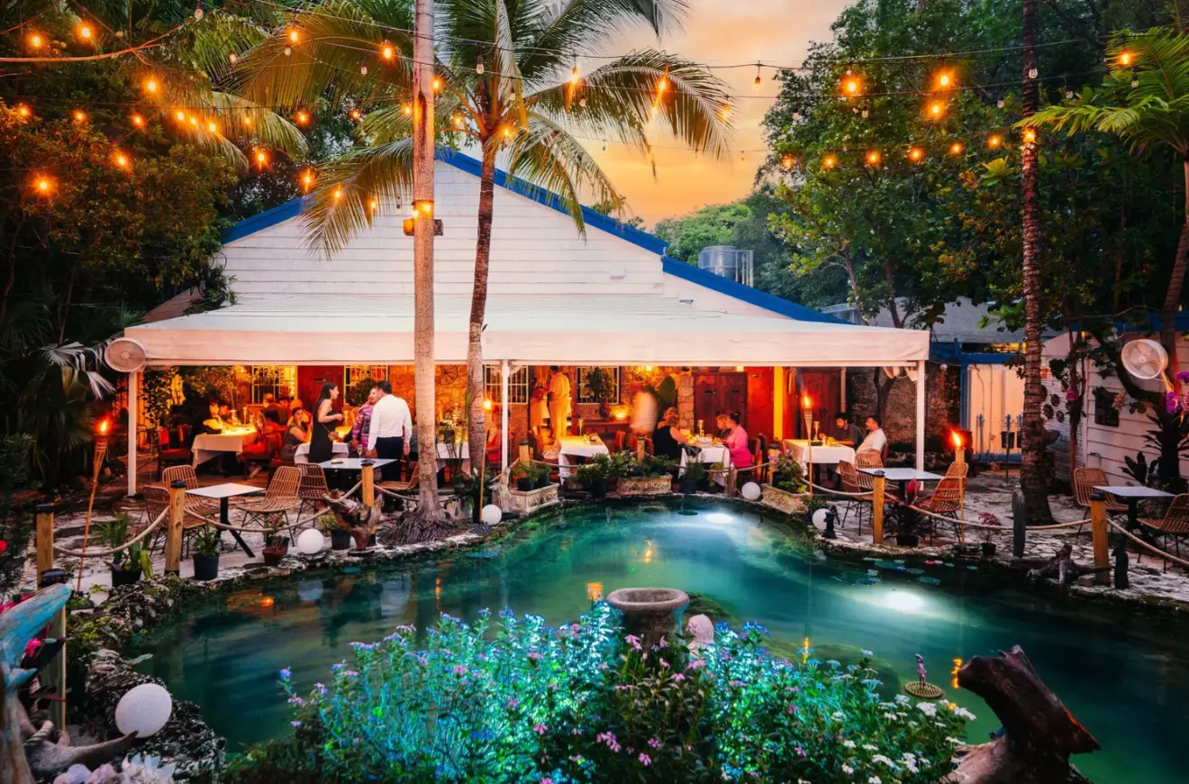 EOS Garden Restaurant