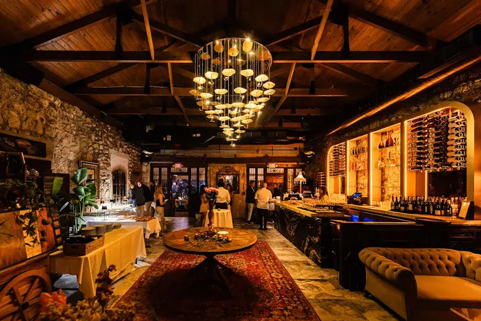 EOS Garden Restaurant