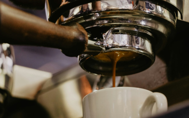Italian Coffee Exports 2025: Record Prices and Global Challenges GIFT_Italian coffee export