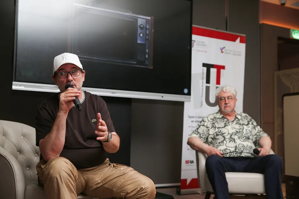 Paul Pairet was invited by his mentor, Professor Dr Jean-Pierre Poulain from the University of Toulouse, to talk about Ultraviolet to Taylor’s University students. — Picture by Choo Choy May