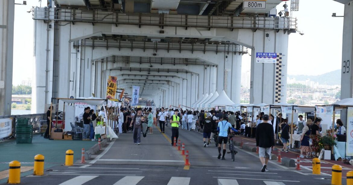 Picnic on the Bridge Highlights French Culinary Brands at Seoul Food Festival 2026 Picnic on the Bridge Highlights French Culinary Brands at Seoul Food Festival 2026