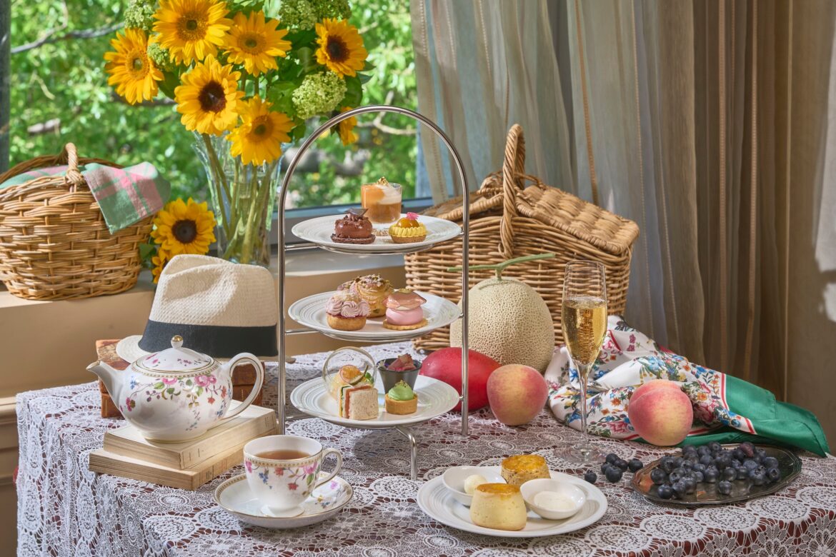 The Ritz-Carlton, Osaka Presents Summer Picnic-Themed Afternoon Tea and Lunch Buffet