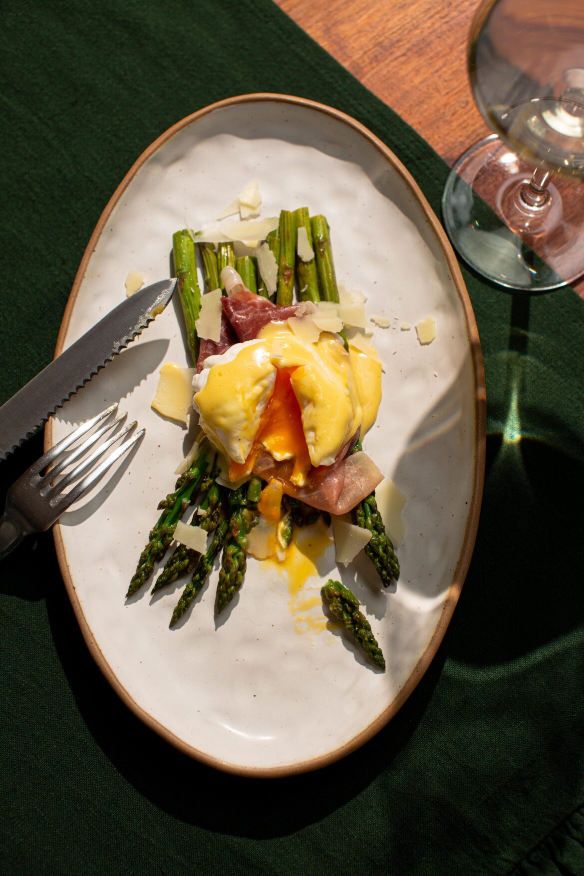 Asparagus with Poached Egg & Hollandaise Sauce