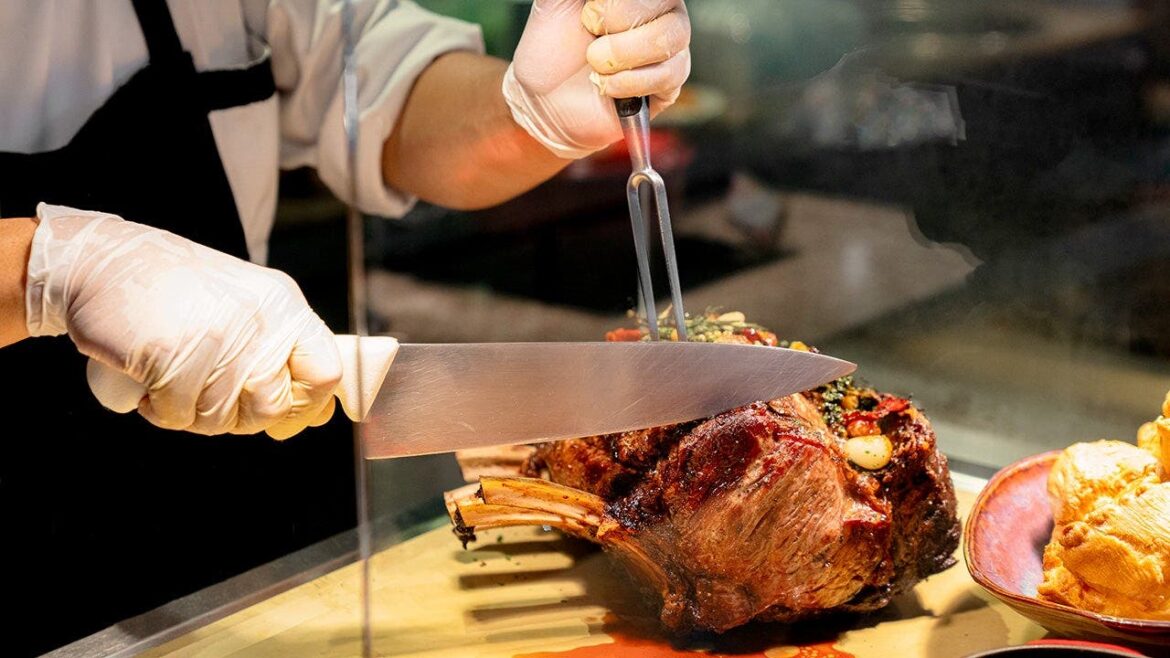 Prime rib experts share tips to cook restaurant-quality roast at home Prime rib experts share tips to cook restaurant-quality roast at home