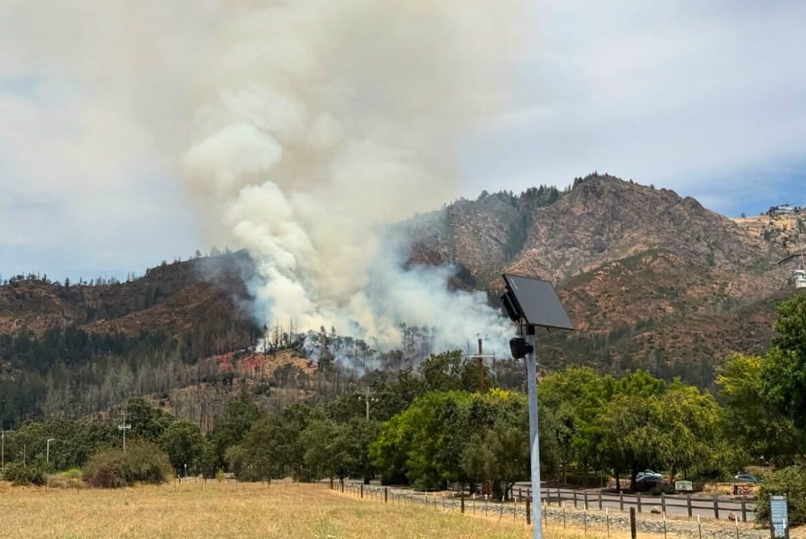 Two wildfires burn nearly 100 acres in Sonoma and Napa counties