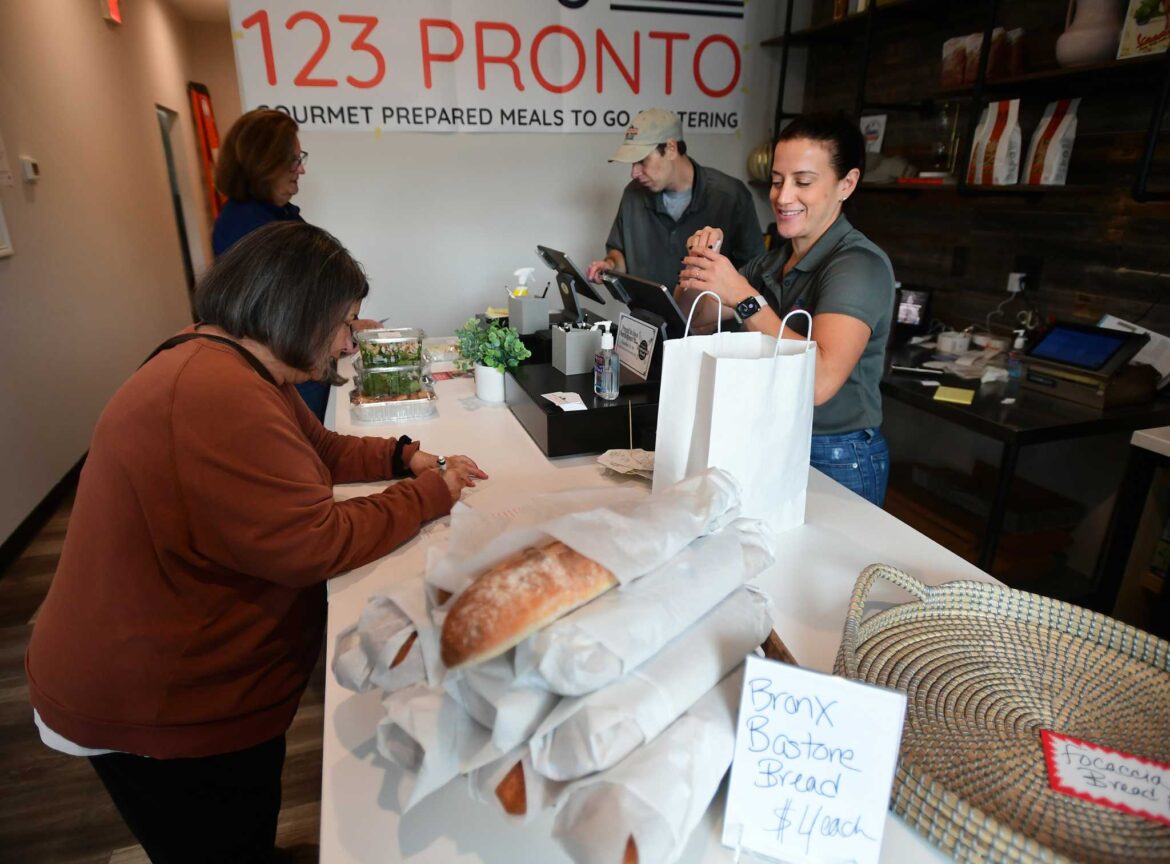123 Pronto opens in Trumbull serving ‘grab-and-go’ Italian meals 123 Pronto opens in Trumbull serving 'grab-and-go' Italian meals