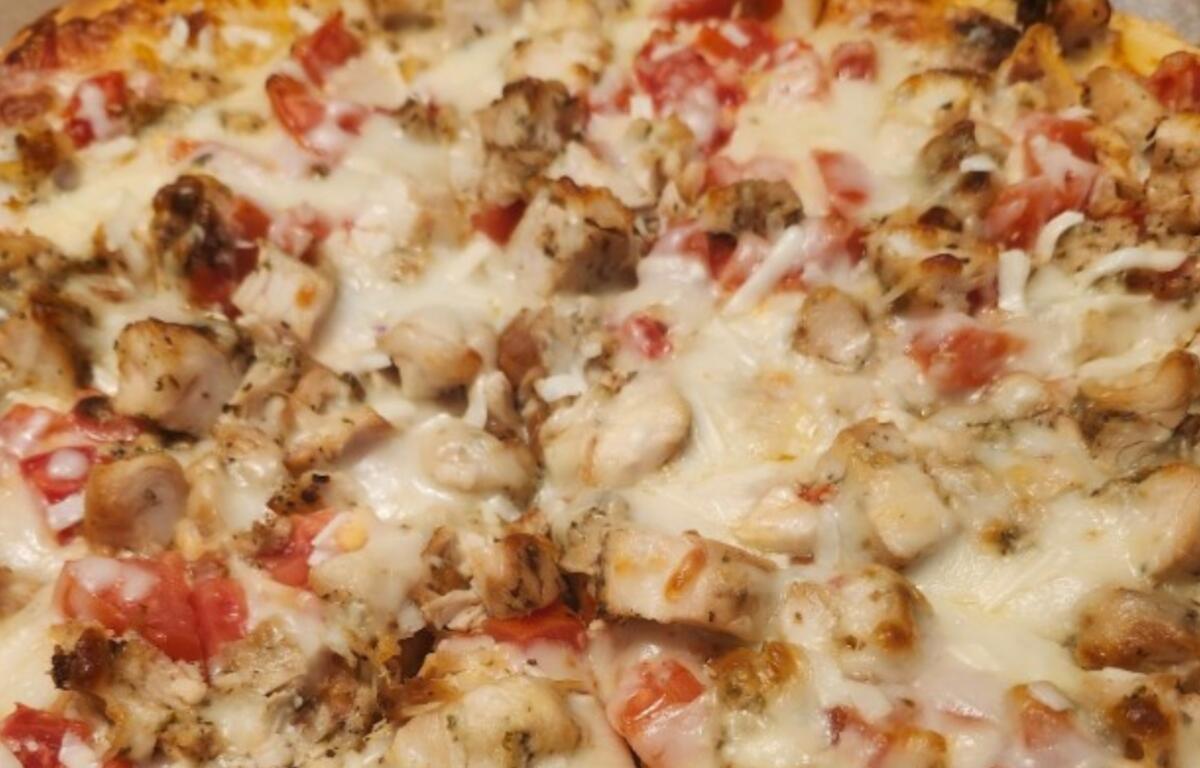 The Mediterranean pizza at Bellagio Bistro
