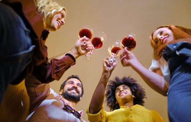 A moderate consumption of wine is nutraceutical and ally of longevity, according to cardiologists News