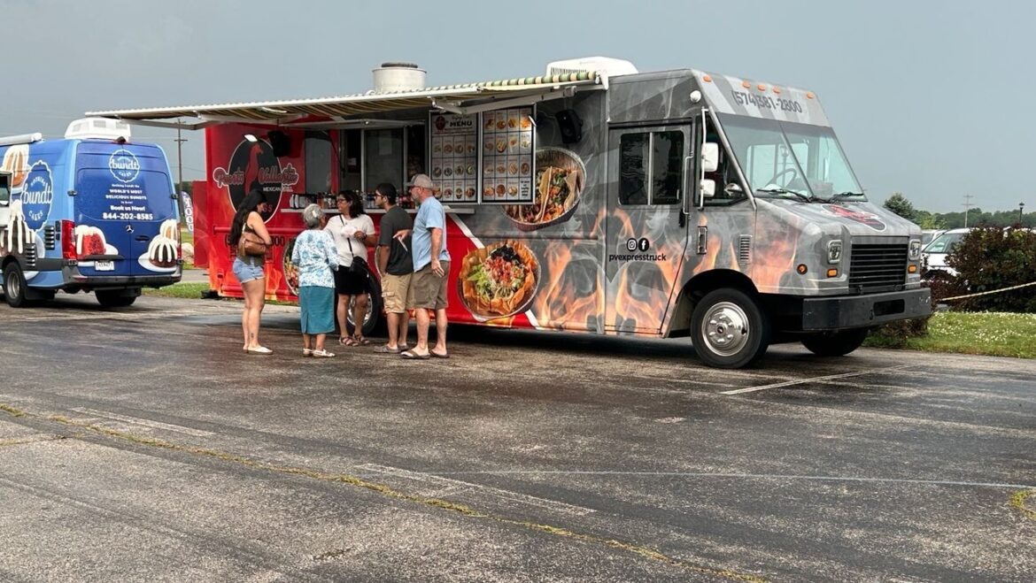 Good Vibes Food Truck Festival raises funds for Resonant Vibe mentoring in Elkhart County station icon
