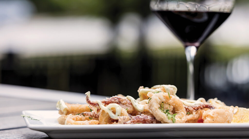highlands-nc-dining-stubborn-bull-calamari