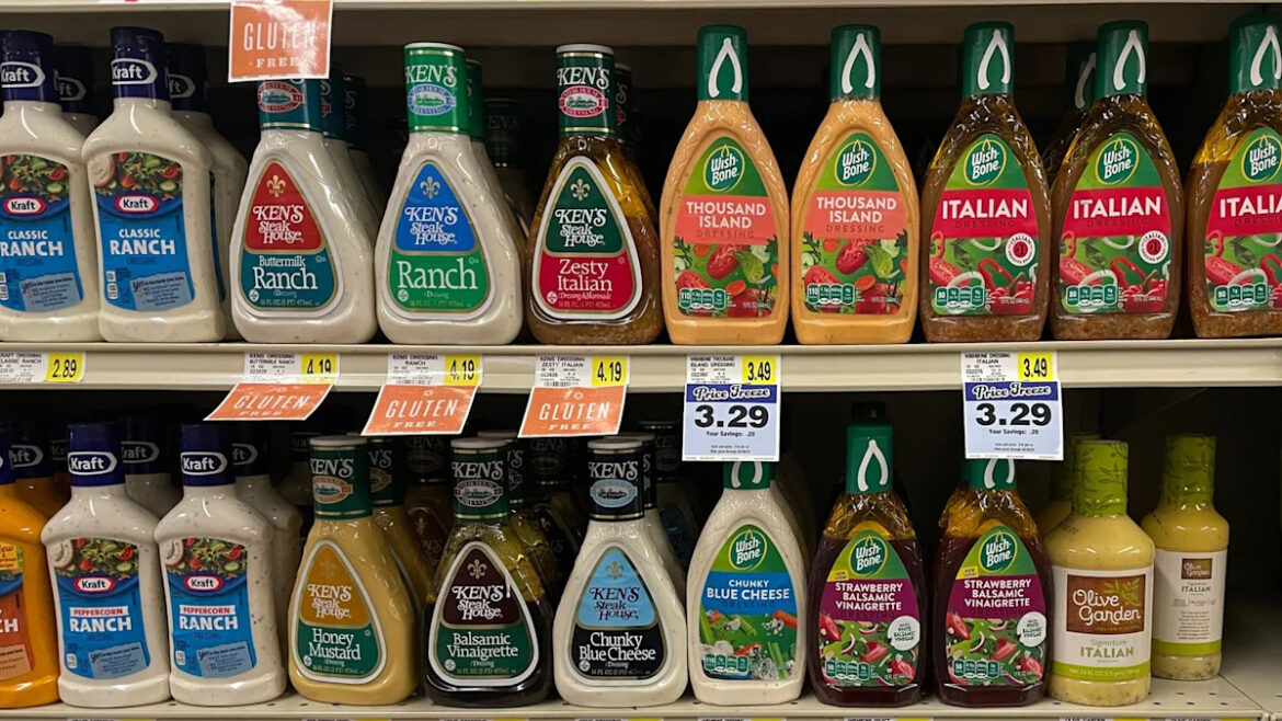 The Store-Bought Salad Dressing That Brings A Taste Of Olive Garden To Your Home The Store-Bought Salad Dressing That Brings A Taste Of Olive Garden To Your Home