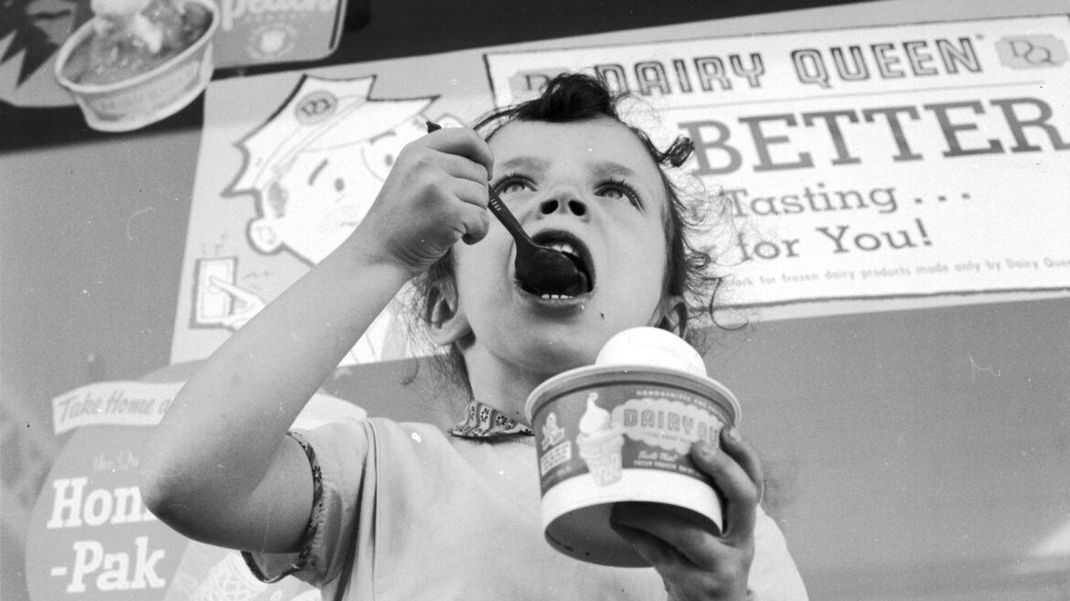 One Simple Request At Dairy Queen Gets You This ’50s-Inspired Ice Cream (Groovy And Gooey) One Simple Request At Dairy Queen Gets You This '50s-Inspired Ice Cream (Groovy And Gooey)