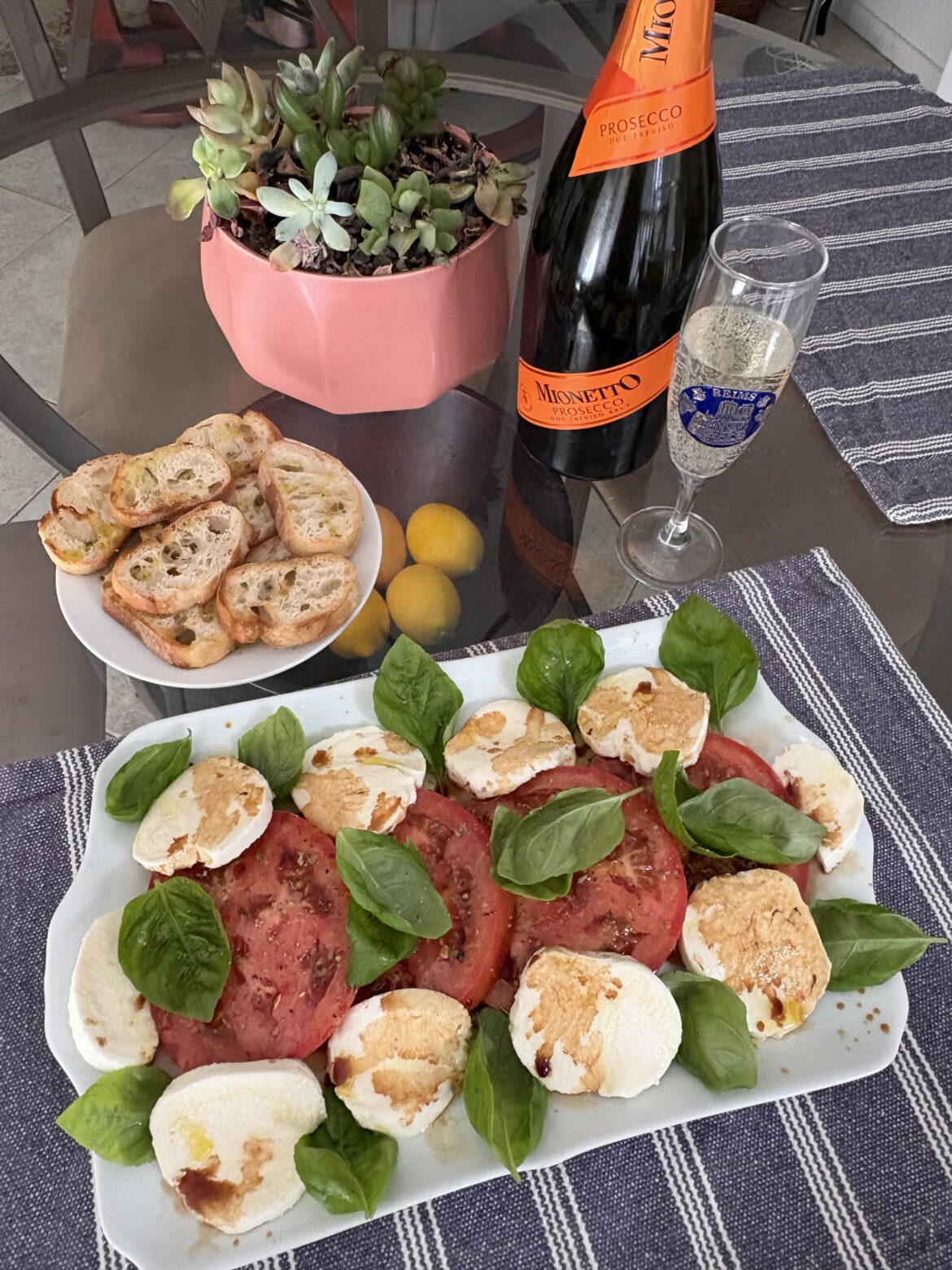 [homemade] caprese.