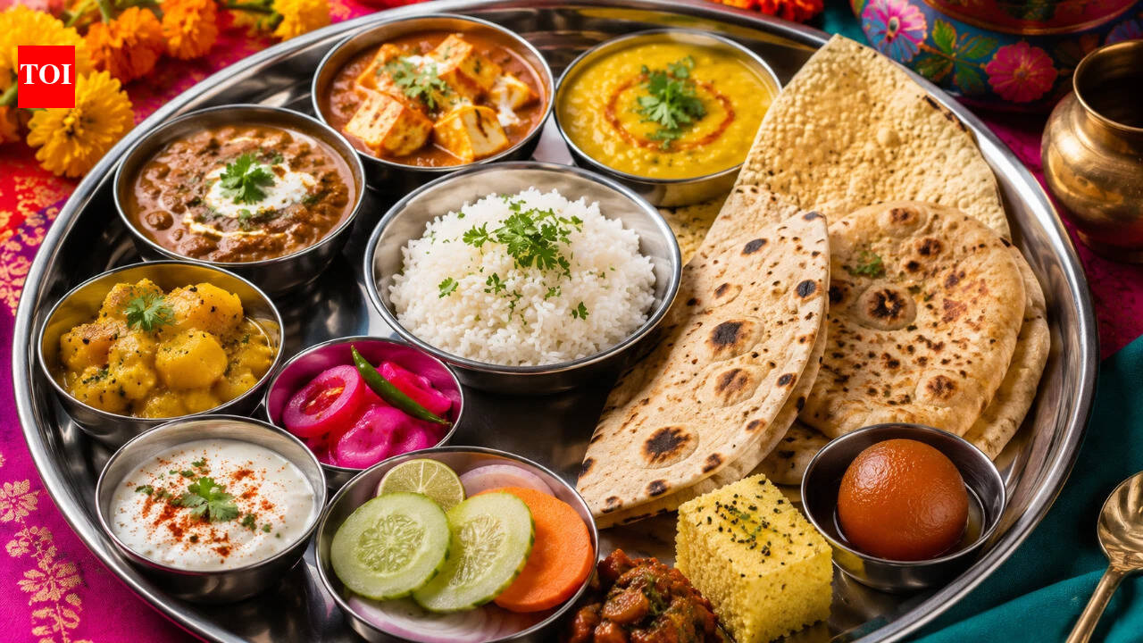 Onion, oil or chicken: What made your thali costlier in July - Dining and Cooking | DiningAndCooking. com