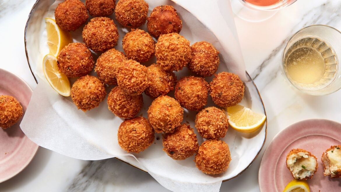 61 New Year’s Eve Appetizers to Fuel You Through Midnight 61 New Year's Eve Appetizers to Fuel You Through Midnight