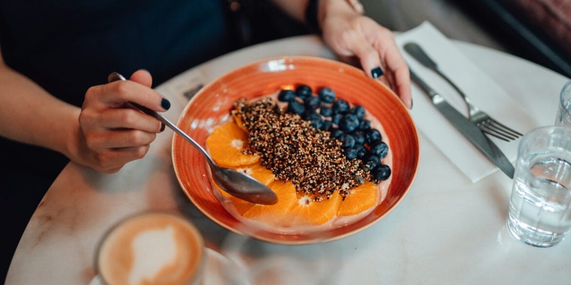13 Expert-Recommended Foods for Brain Health