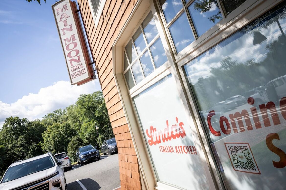 Yee family honors matriarch with Linda’s Italian Kitchen in the South Hadley Yee family honors matriarch with Linda’s Italian Kitchen in the South Hadley