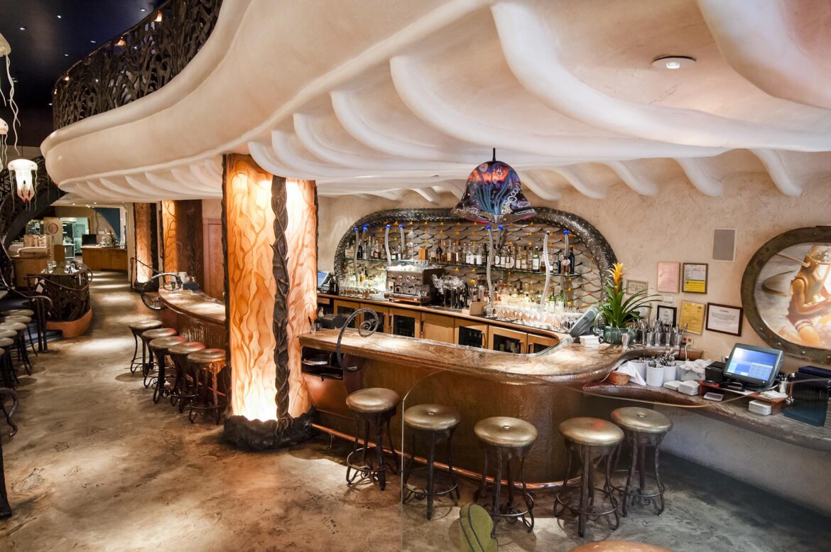 Farallon’s show-stopping nautical design lives on at a new S.F. seafood restaurant Farallon's show-stopping nautical design lives on at a new S.F. seafood restaurant