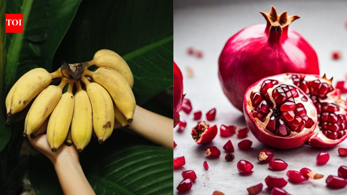 Banana vs pomegranate: Which fruit has more iron and vitamins? | Banana vs pomegranate: Which fruit has more iron and vitamins? |