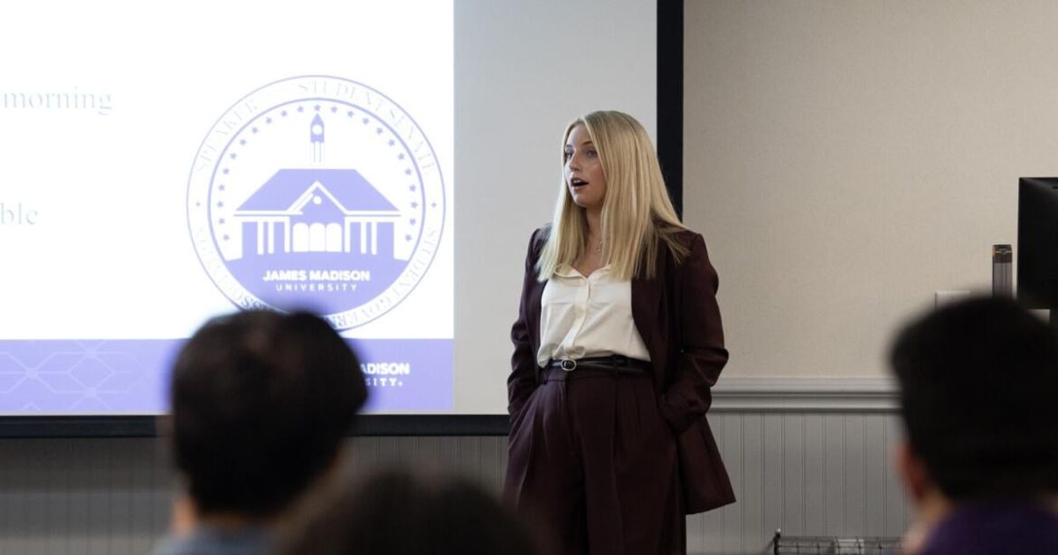 JMU dining announces Chick-Fil-A nuggets for a punch at SGA meeting | News JMU dining announces Chick-Fil-A nuggets for a punch at SGA meeting | News