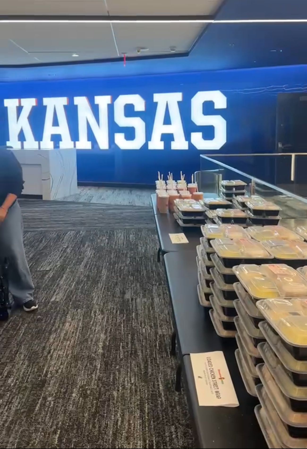 Shawarma Press Takes Catering to New Heights With Lunch Boxes for the University of Kansas Football Team