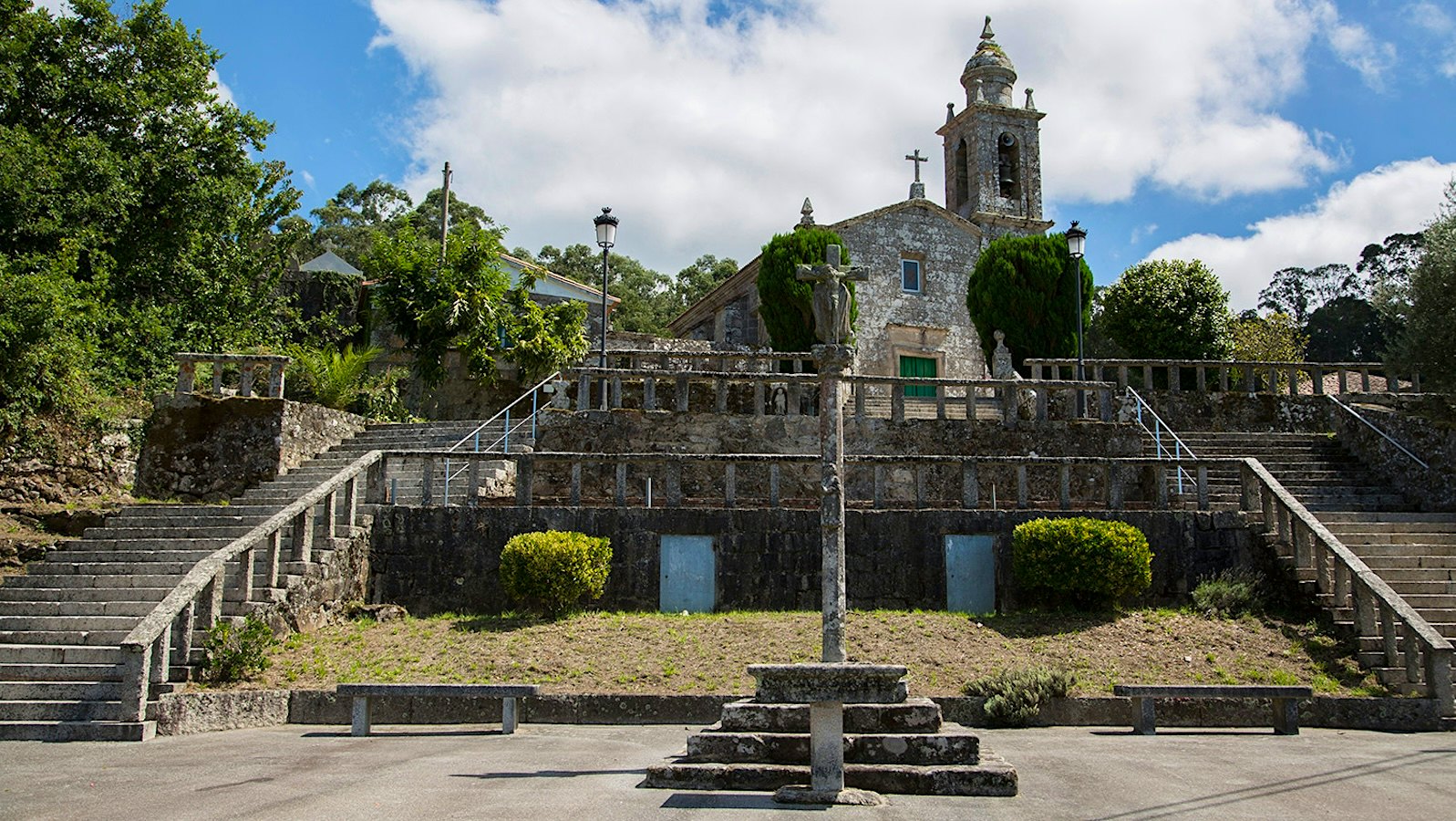 The estate of Bodegas La Cana.] 