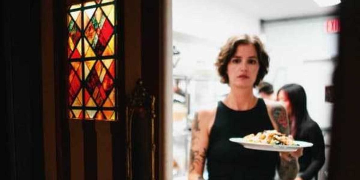 French eatery Trapeze debuts in Dallas’ Bishop Arts District French eatery Trapeze debuts in Dallas' Bishop Arts District
