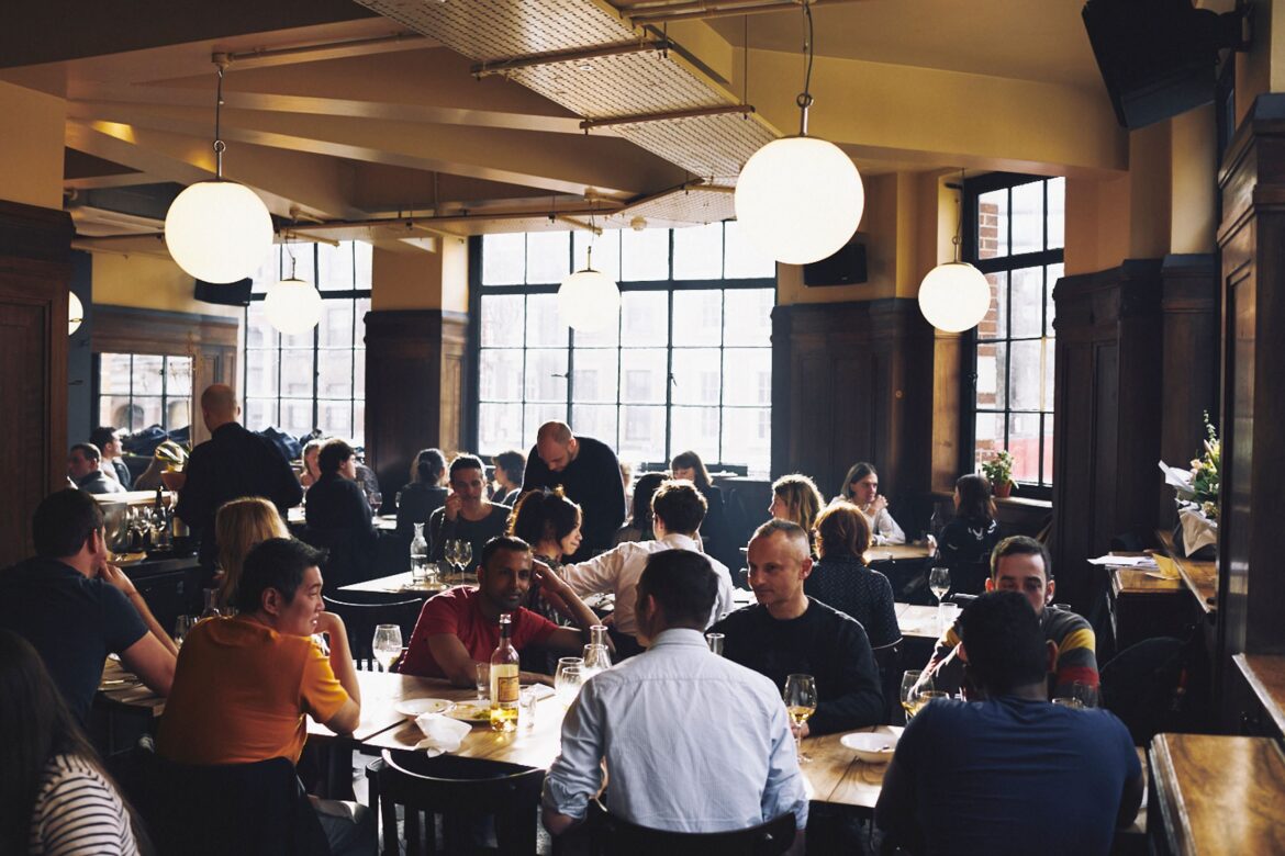 Food & Drink: Global Restaurant Finds & Flight Recipes