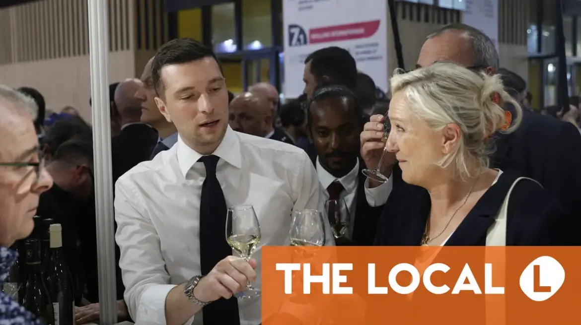 French politicians urged to label alcohol ‘dangerous’ French politicians urged to label alcohol 'dangerous'